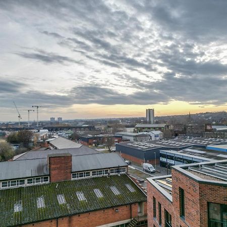 Superior 1 Bed Apartment By Leeds Train Staiton エクステリア 写真