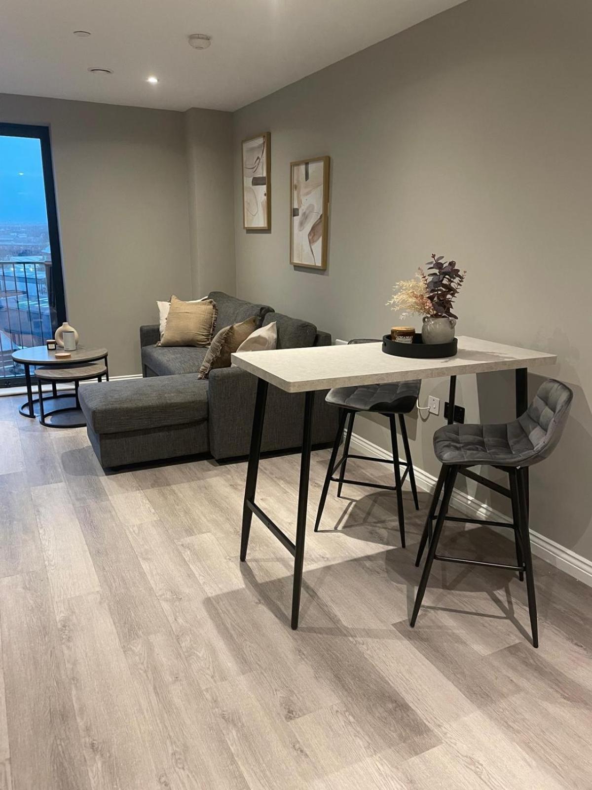 Superior 1 Bed Apartment By Leeds Train Staiton エクステリア 写真