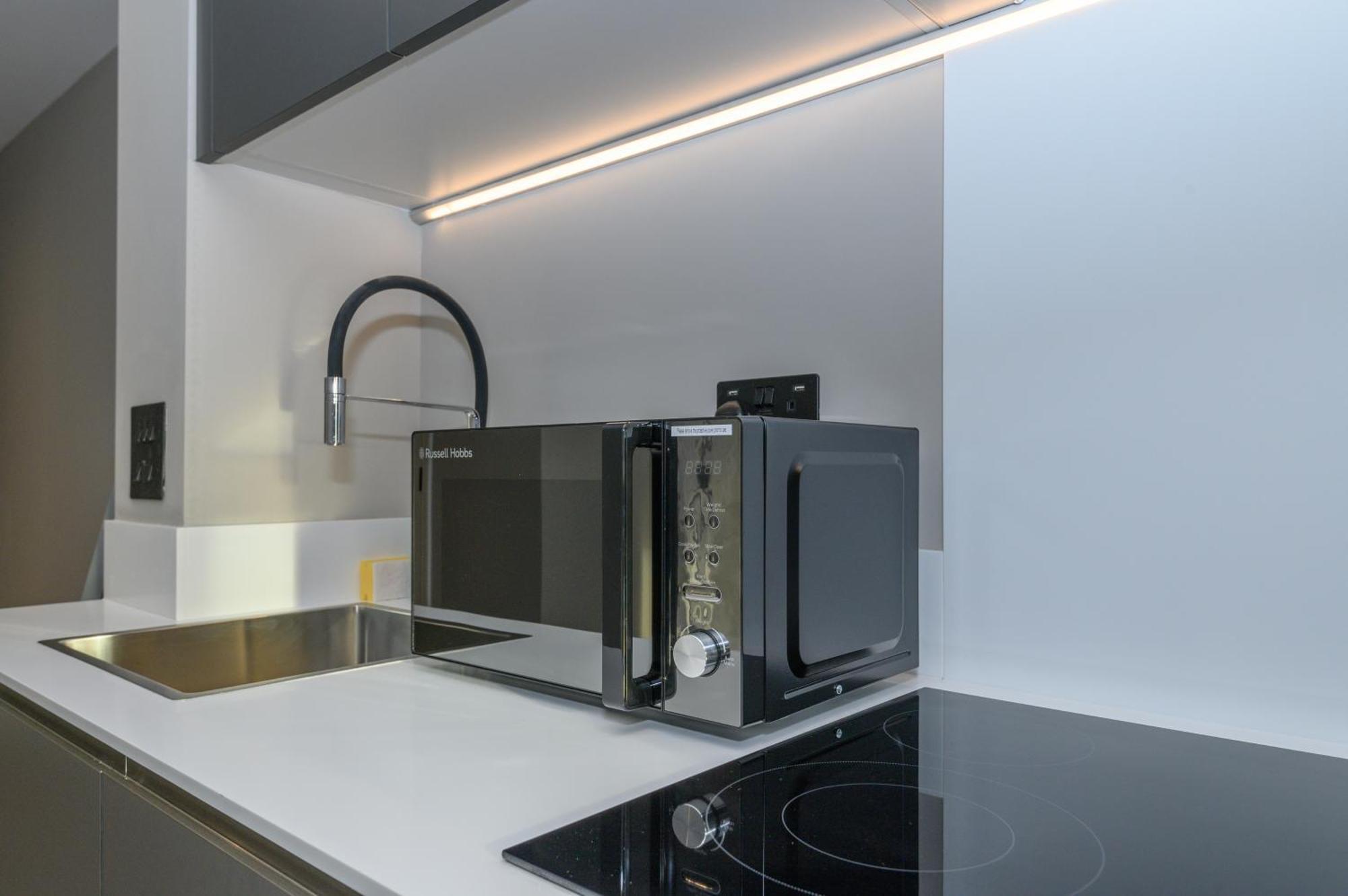 Superior 1 Bed Apartment By Leeds Train Staiton エクステリア 写真